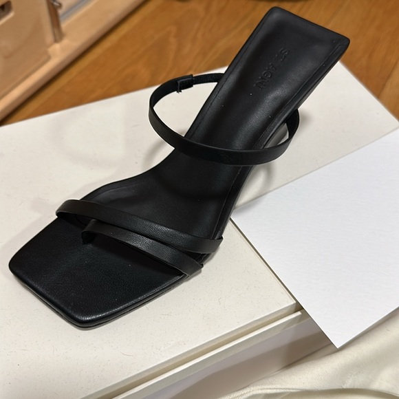 New in Box - St. Agni Minimal Wedge Heel 36 - Picture 4 of 10